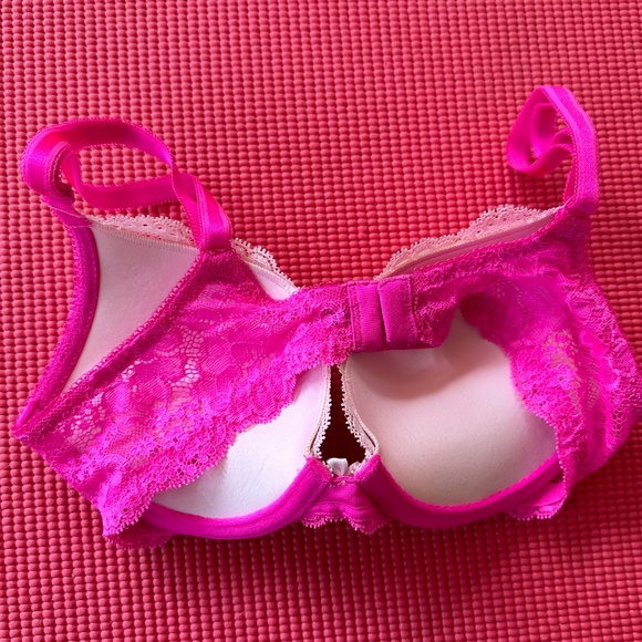 Victoria’s Secret Dream Angels Push-up Bra 32B - Picture 2 of 3